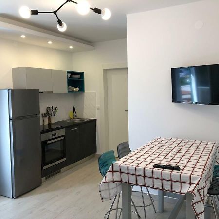 Adriatic House Apartment Novalja Ngoại thất bức ảnh